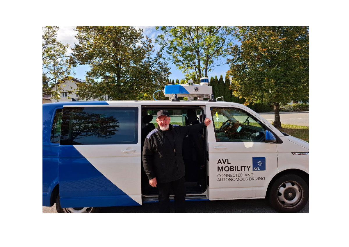 Autonomes Fahrzeug Kreisräte unterwegs